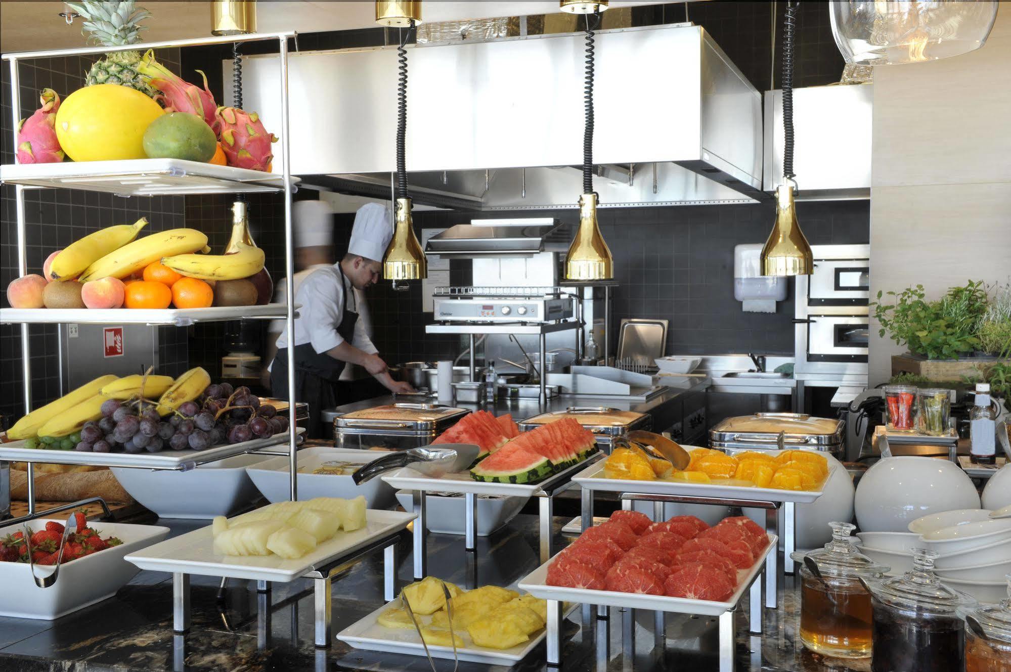 Hotel Courtyard By Marriott Eu Brussels